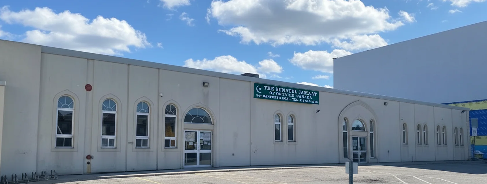 Exterior view of The Sunatul Jammat of Ontario Scarborough building
